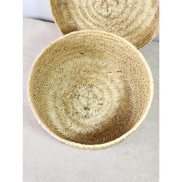 Handwoven Wicker Basket Rounded Storage w/ Lid 9" x 6" Home Decor Vintage - Picture 5 of 13